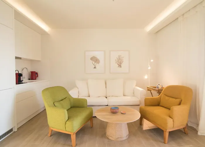 Glow By Corfuescapes Γλυφάδα